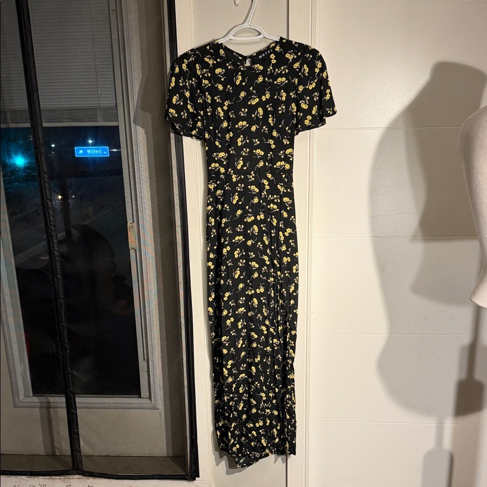 Floral Motel Tinata Maxi Dress - Picture 6 of 8